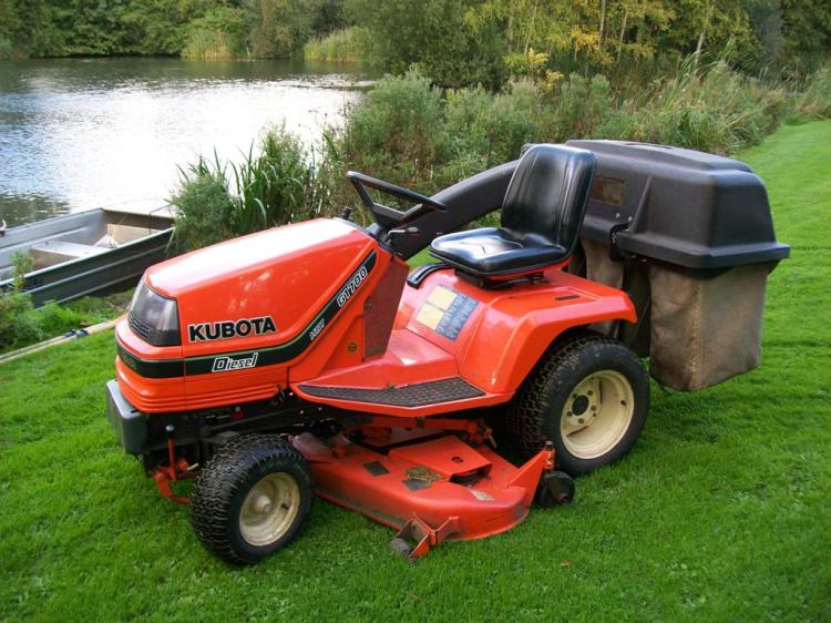 KUBOTA G1700 USZCZELKA GŁOWICY
